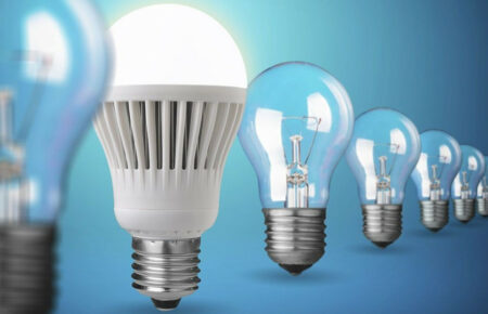 Обміняти старі лампочки на нові LED тепер можна у містах і селищах по всій країні
