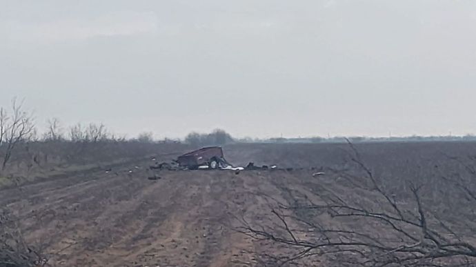 Харківщина: четверо чоловіків загинули внаслідок підриву автівки на міні