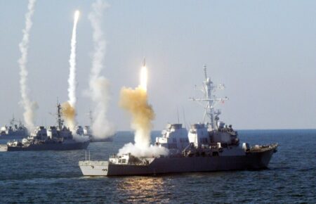 РФ вивела у Чорне море 5 носіїв ракет «Калібрів»