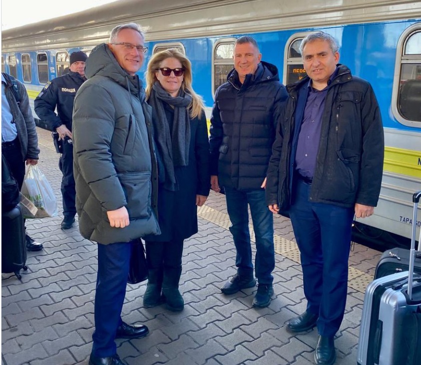 До Києва прибула ізраїльська парламентська делегація — посол України