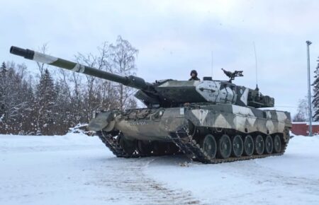 Скоро Украина получит от Польши еще 10 танков Leopard 2