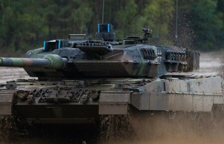 Українські танкісти розпочали навчання у Німеччині