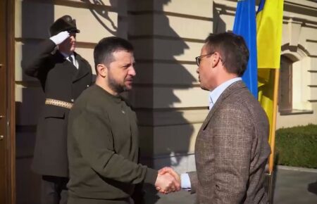 Зеленський зустрівся з прем’єр-міністром Швеції у Києві
