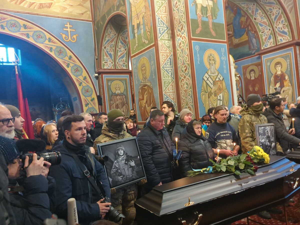 В Киеве прощаются с украинскими разведчиками, погибшими на границе Брянской области