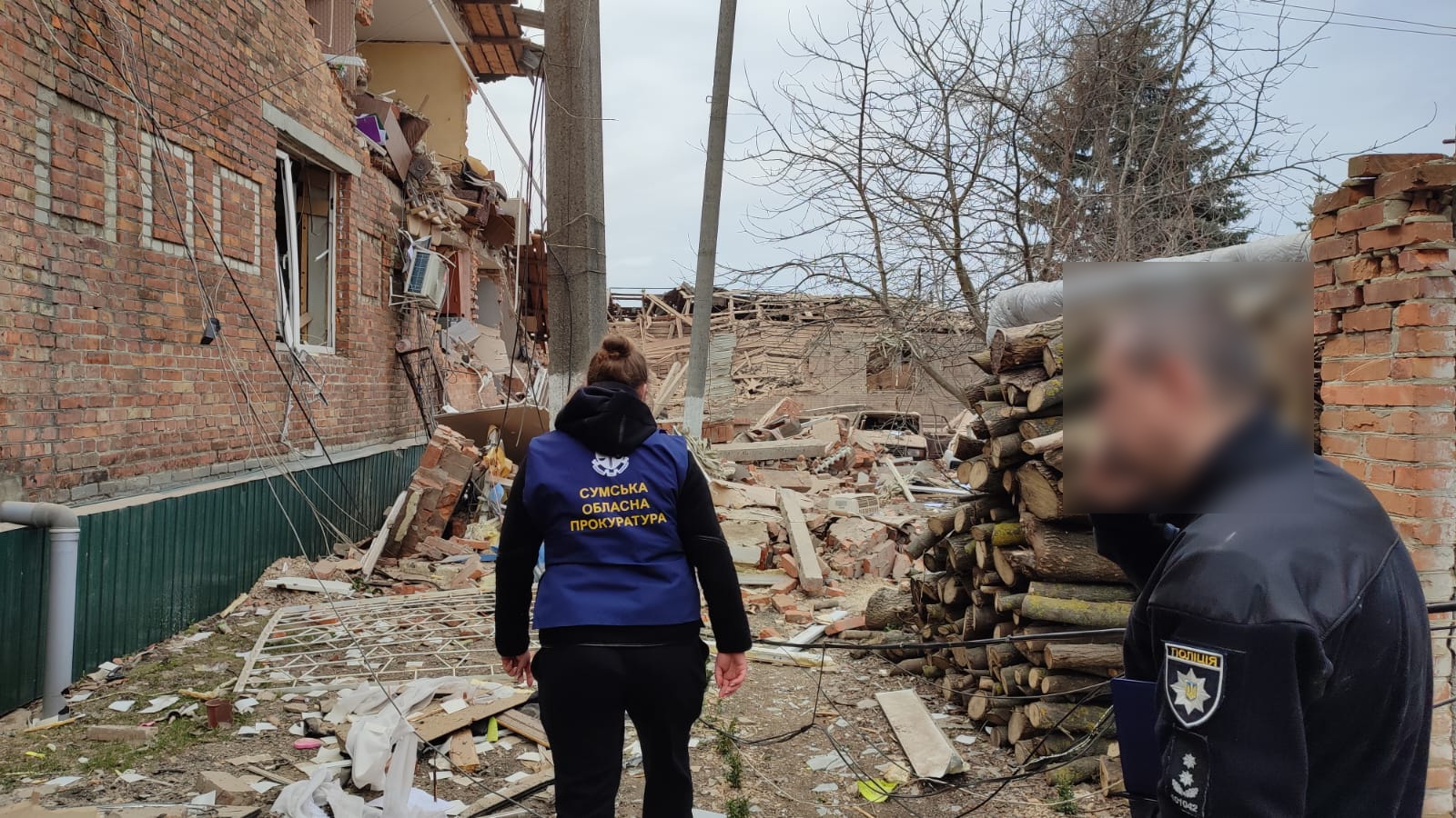 Соседи выкапывали людей из-под завалов — журналистка об обстреле россиянами Белополье