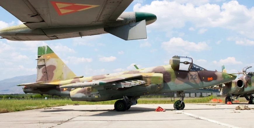Северная Македония передала Украине четыре штурмовика Су-25