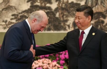 У Китаї Лукашенко шукає для себе заміну Путіну — Краєв