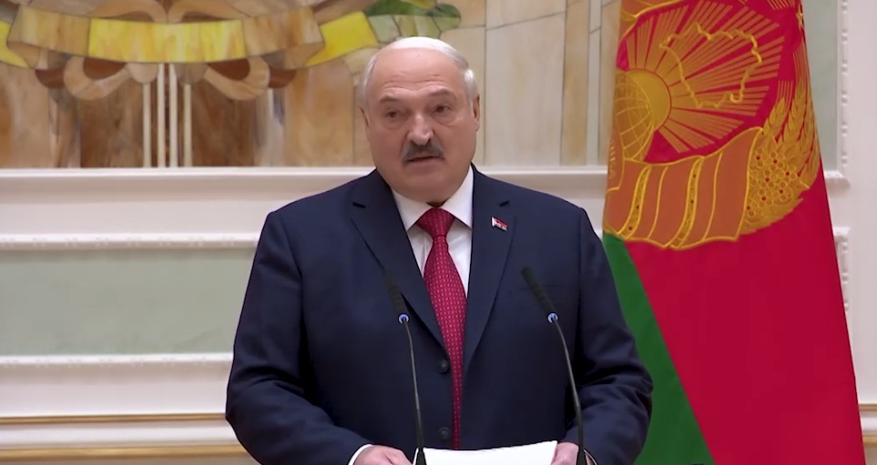 Вибух на аеродромі «Мачулищі»: Лукашенко заявив про затримання «українського терориста» (ВІДЕО)
