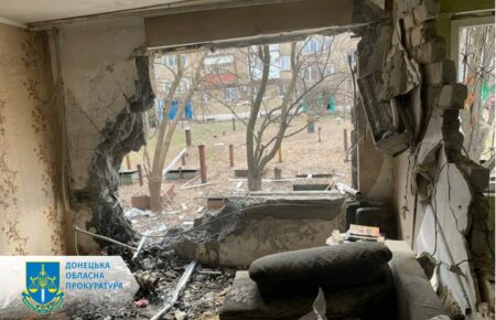 Окупанти з артилерії вдарили по кількох пунктах Донеччини, є жертви та руйнування (ФОТО)