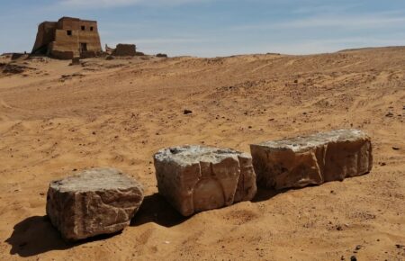 Археологи виявили в Судані залишки стародавнього храму з ієрогліфами