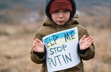 Суд в Гаазі може притягти Путіна до відповідальності за викрадення дітей з України — Павліченко