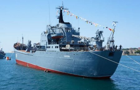 РФ впервые признала потерю корабля «Саратов»: год назад его уничтожили ВСУ