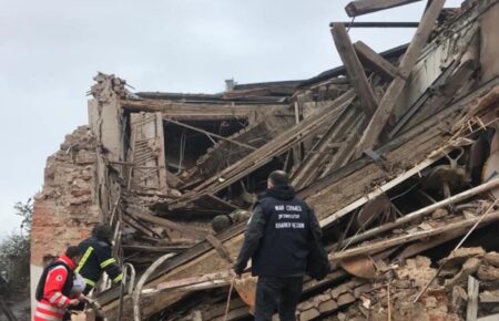 Ракетный обстрел Купянска: погибла работница музея, количество раненых возросло (ФОТО)