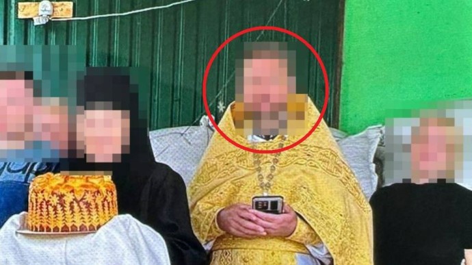 Священник УПЦ МП із Дніпра розбещував власних доньок — прокуратура