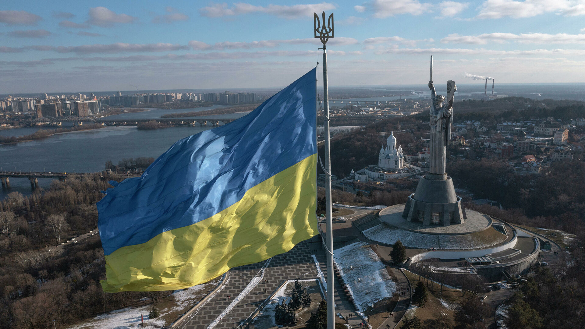 «Єдине громадянство»: множинність значень і велике питання для суверенітету України