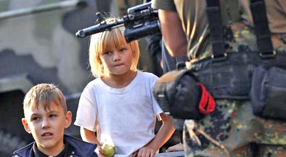 Ховати дітей від російських окупантів і чекати ЗСУ: що можна зробити на окупованих територіях, щоб уникнути депортації