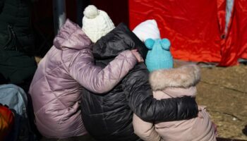 Міжнародна спільнота, ймовірно, чекала страшних фото «дітей у піжамках у концтаборі» — правозахисниця про депортацію українських дітей