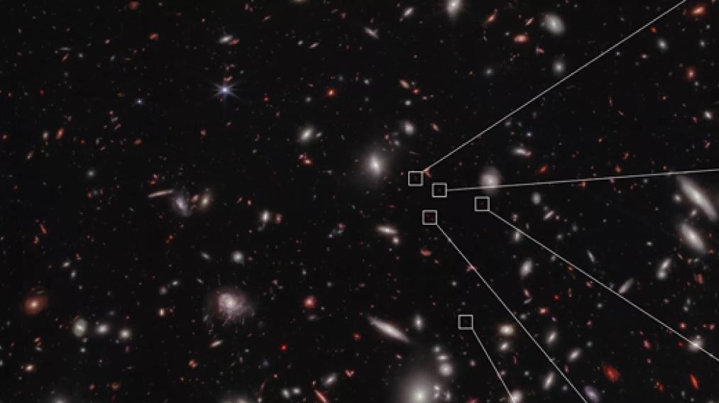 Телескоп NASA виявив скупчення семи галактик раннього Всесвіту