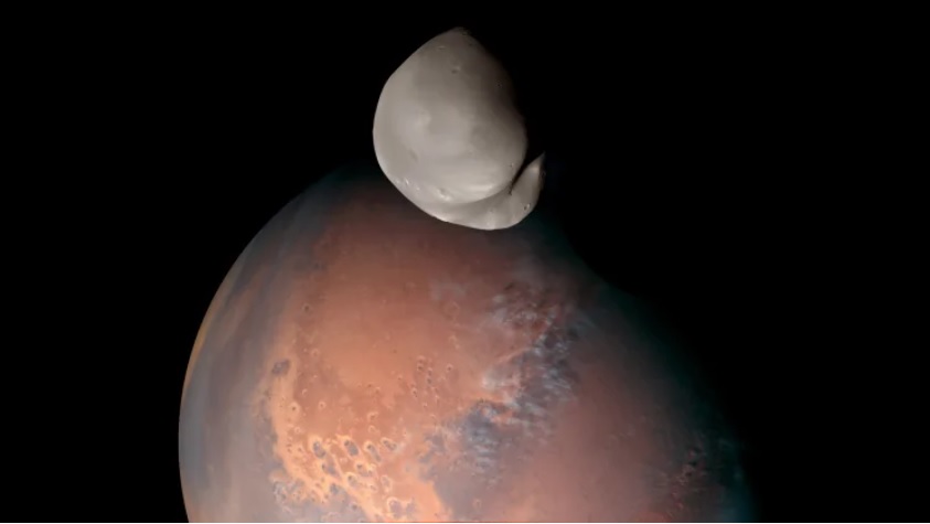Апарат NASA Odyssey сфотографував горизонт і супутник Марсу