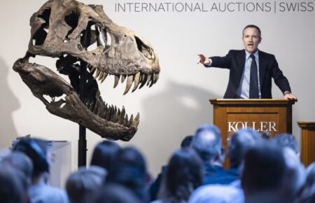 На аукціоні продали скелет тиранозавра за майже $5,5 мільйона