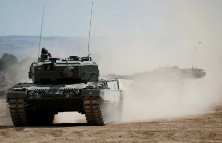 Іспанські танки Leopard 2 вже їдуть в Україну — через 6 днів повинні бути на місці