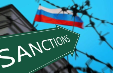ЄС запровадив санкції проти росіян, причетних до судилищ у Криму