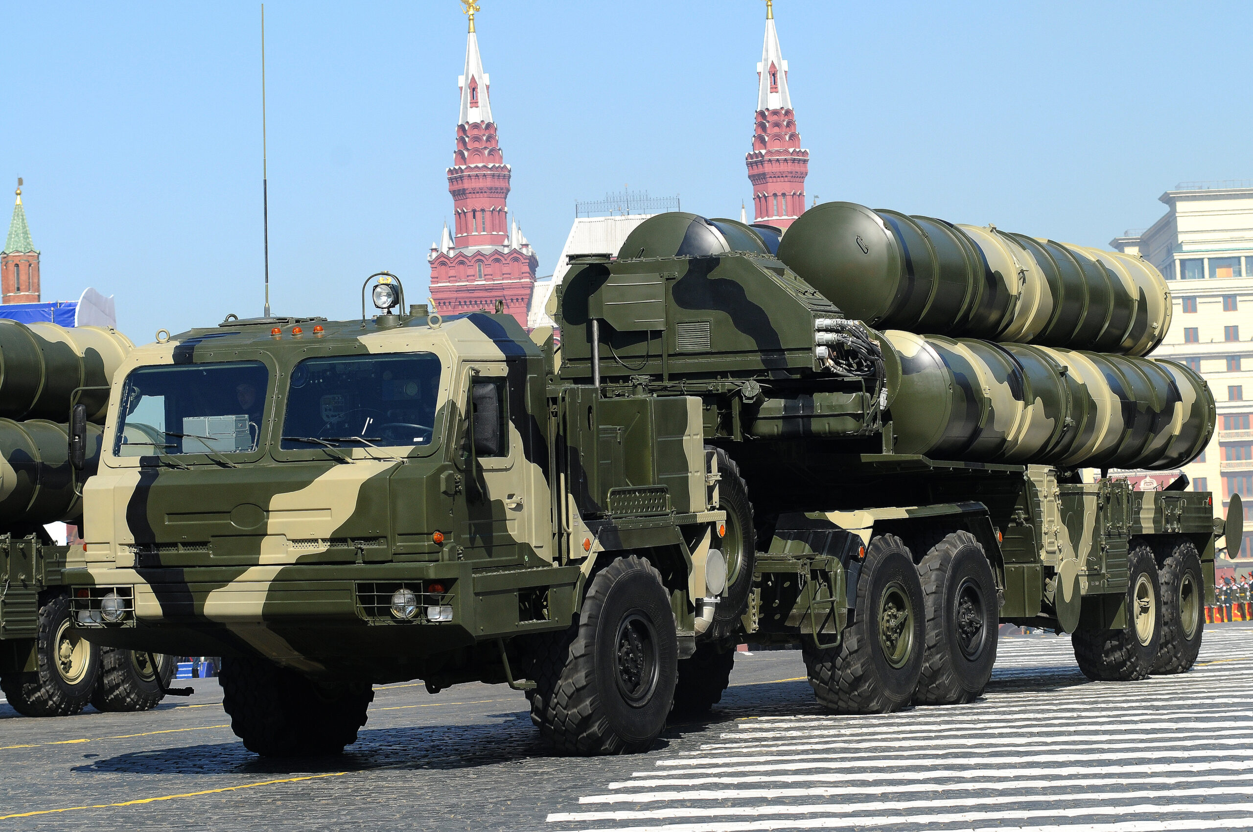 Уязвимость ПВО ставит под угрозу стратегические объекты в РФ — британская разведка