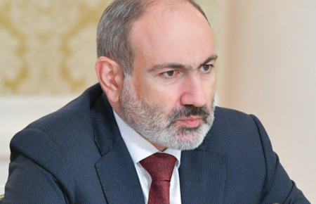 Чому Пашинян відмовляється від Карабаху?