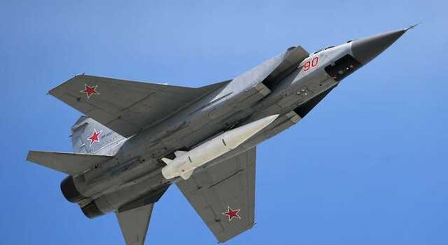 Росіяни мають 500 ракет, готових до використання — Романенко