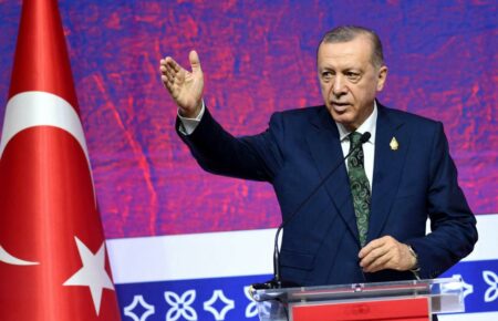 Перемога Ердогана чи Киличдароглу залежить і від активності молодих турецьких виборців, які поки що не визначилися — Євгенія Габер