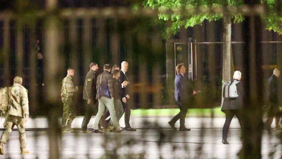 Президент Зеленський прибув до штаб-квартири Міноборони Німеччини