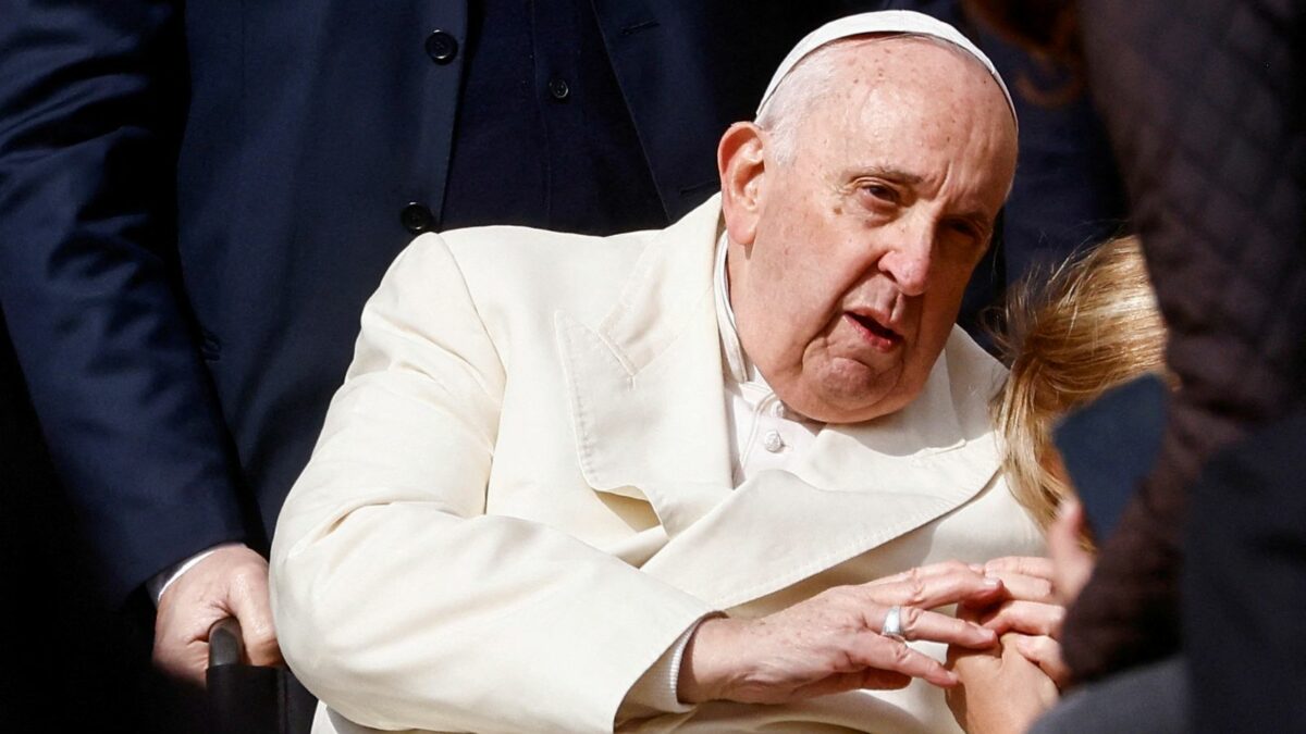 Папа Франциск заявил, что Ватикан принимает участие в «секретной миротворческой миссии» по Украине