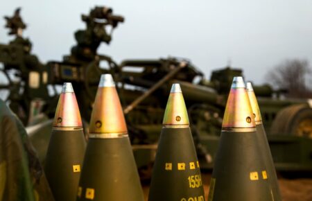 Чехія законтрактувала перші 180 тисяч боєприпасів для України