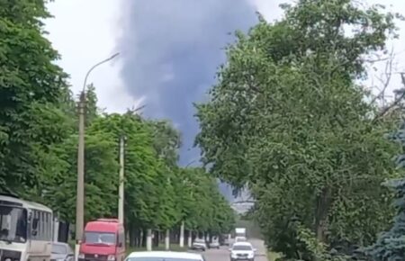 В окупованому Луганську пролунали потужні вибухи (ВІДЕО)