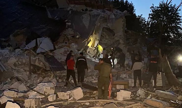 Вибух у передмісті Дніпра: з-під завалів дістали чоловіка, постраждали 13 людей (ВІДЕО)