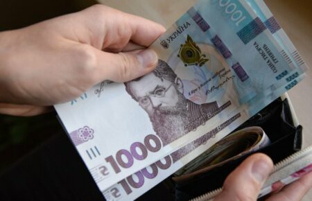 Плани НБУ щодо граничних лімітів переказу готівки: пояснює аналітик Віталій Шапран