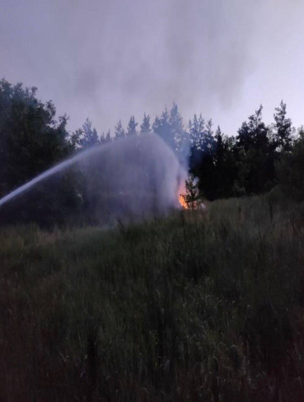 Фото—Внаслідок нічної атаки окупантів на Київщину 7 житлових будинків та багатоповерхівка | Новини на Громадському радіо