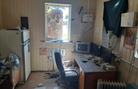 Окупанти обстріляли житлові будинки у Нікополі та двох громадах району (ФОТО)