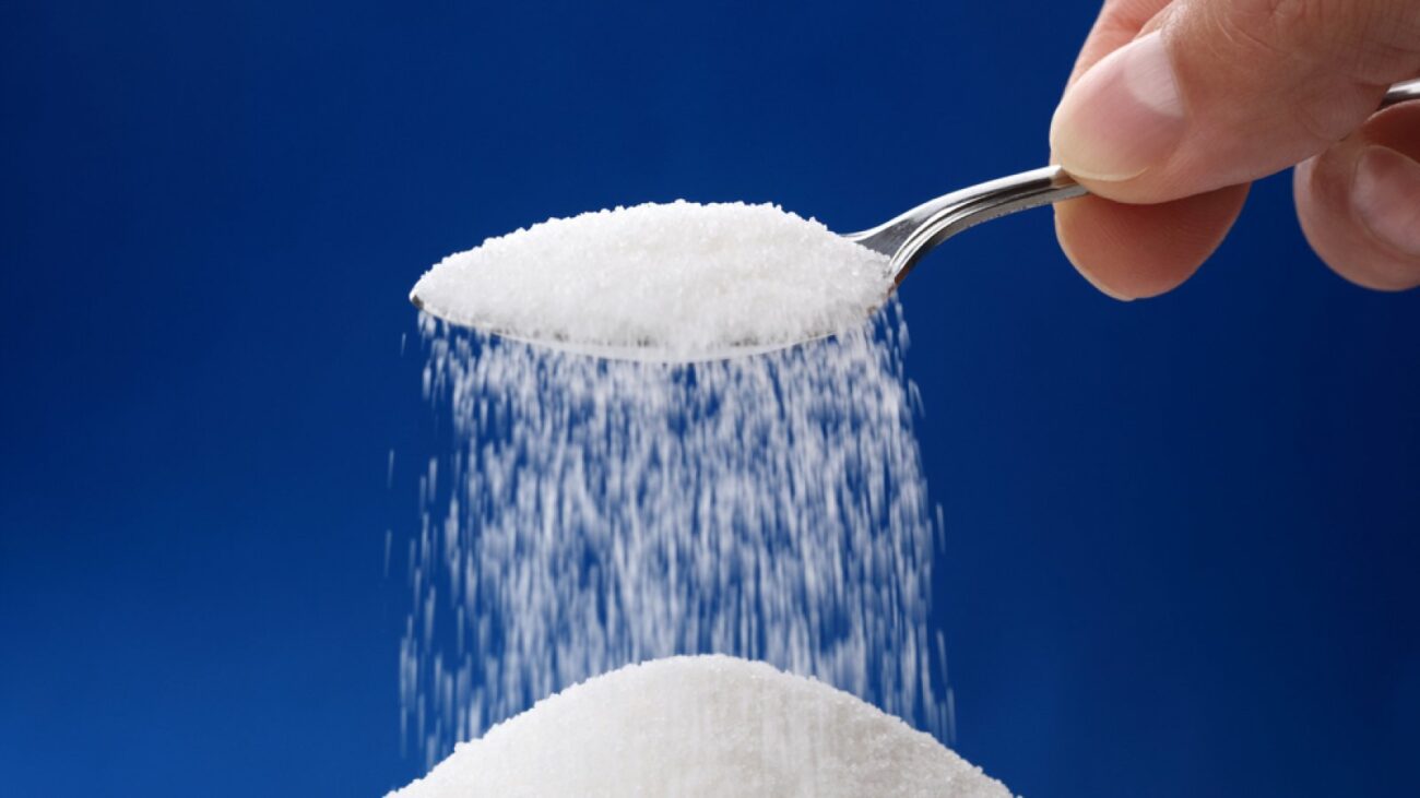 Чому Кабмін заборонив експорт цукру?