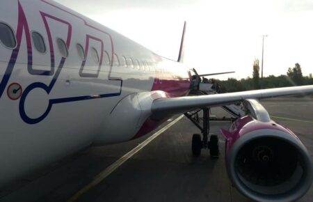 У МЗС відреагували на ситуацію з українським ветераном, якого висадили з літака Wizz Air