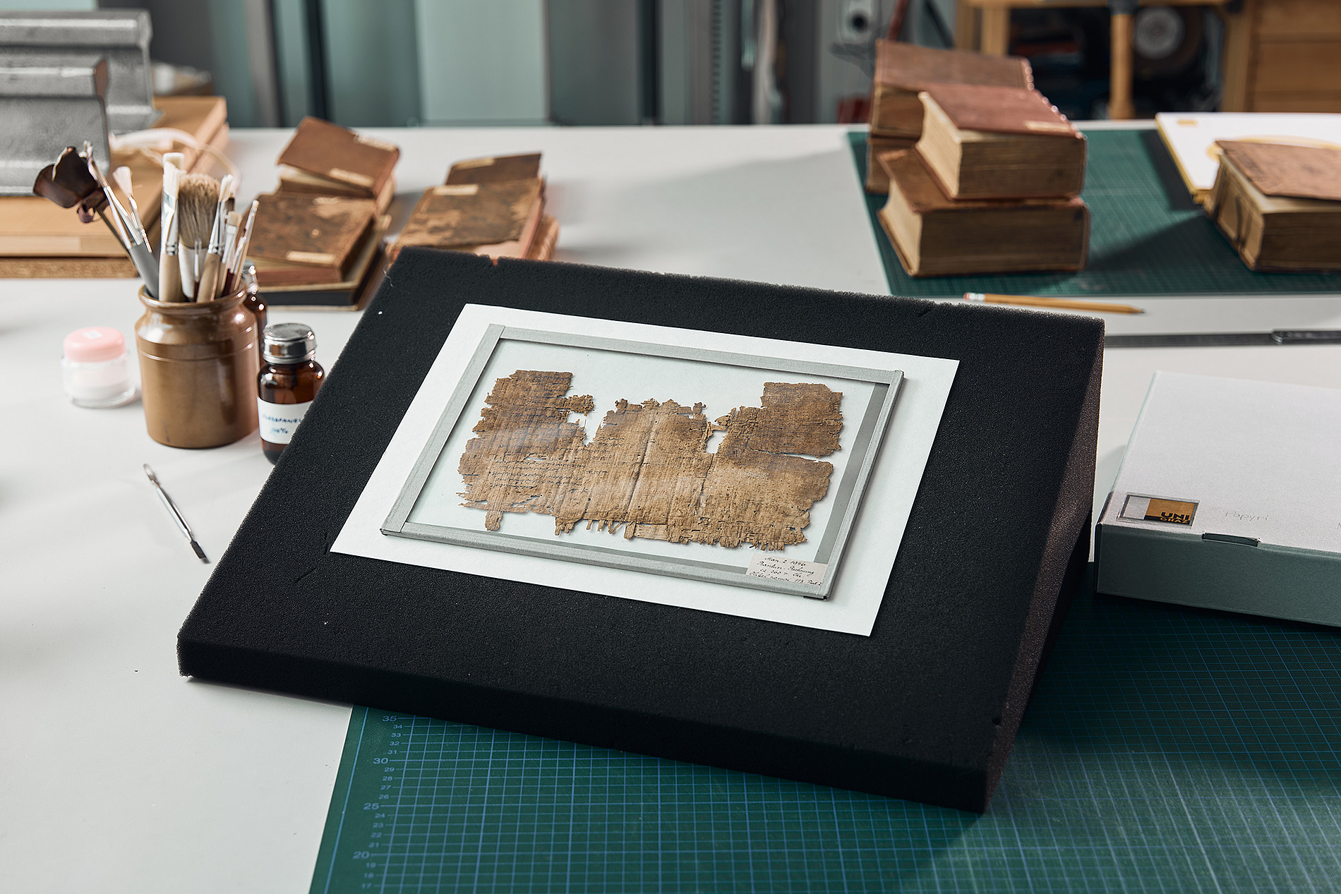 У бібліотеці Австрійського університету знайшли фрагмент найдавнішої книги у світі