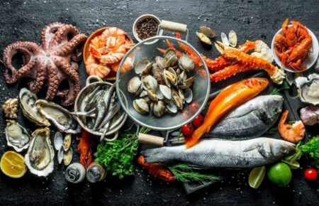 Китай посилив перевірки морепродуктів з Японії