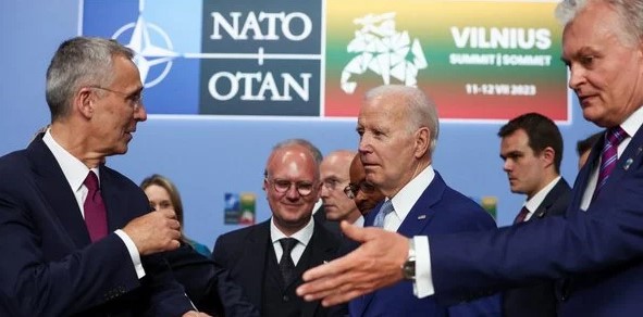 НАТО — це не парасолька, яка захистить від «шахедів» — Смола