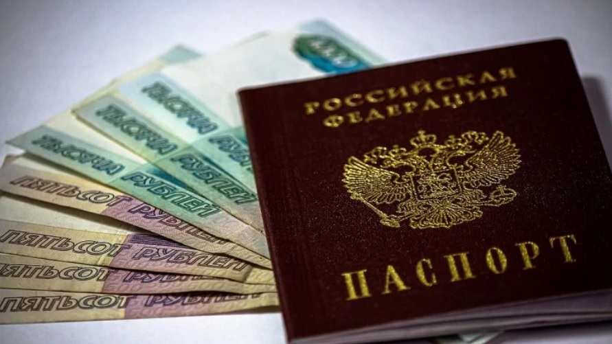 Росіяни продовжили термін примусової паспортизації на ТОТ Запоріжжя