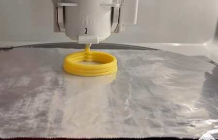 Дослідники створили надруковані на 3D-принтері кільця кальмарів