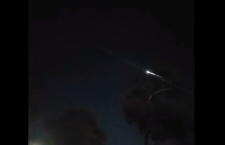 В Австралії над містом пролетів гігантський «метеор», що виявився російською космічною ракетою