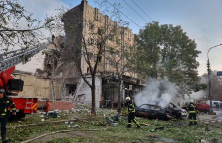 У Черкасах внаслідок ракетного удару окупантів зруйновано готель: постраждали 7 людей