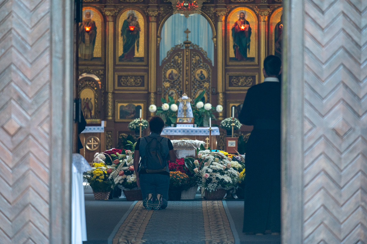 Матір Кузьми Скрябіна Ольгу Кузьменко поховали у Брюховичах — поруч із сином