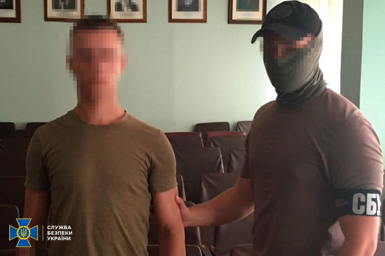 У Києві затримали нацгвардійця, який готував для РФ нові удари по ТЕЦ (ФОТО)