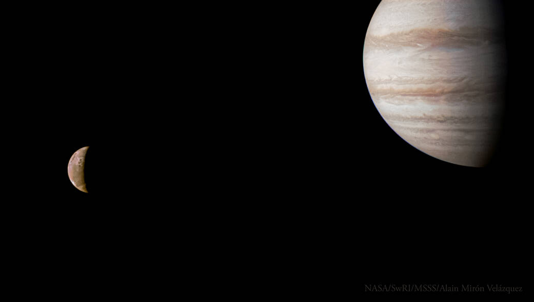 Місія NASA Juno зробила спільне фото Юпітера з його супутником Іо